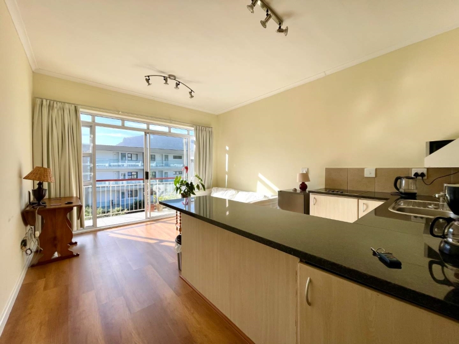 To Let 1 Bedroom Property for Rent in Beach Estate Western Cape